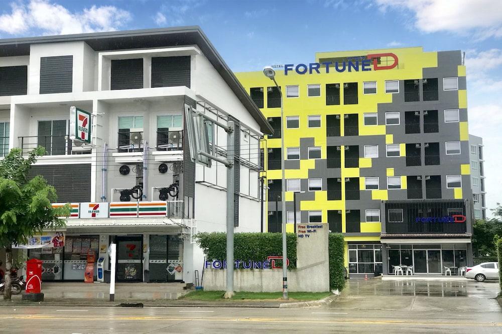 Fortune D Hotel Maesot Mae Сот Екстериор снимка