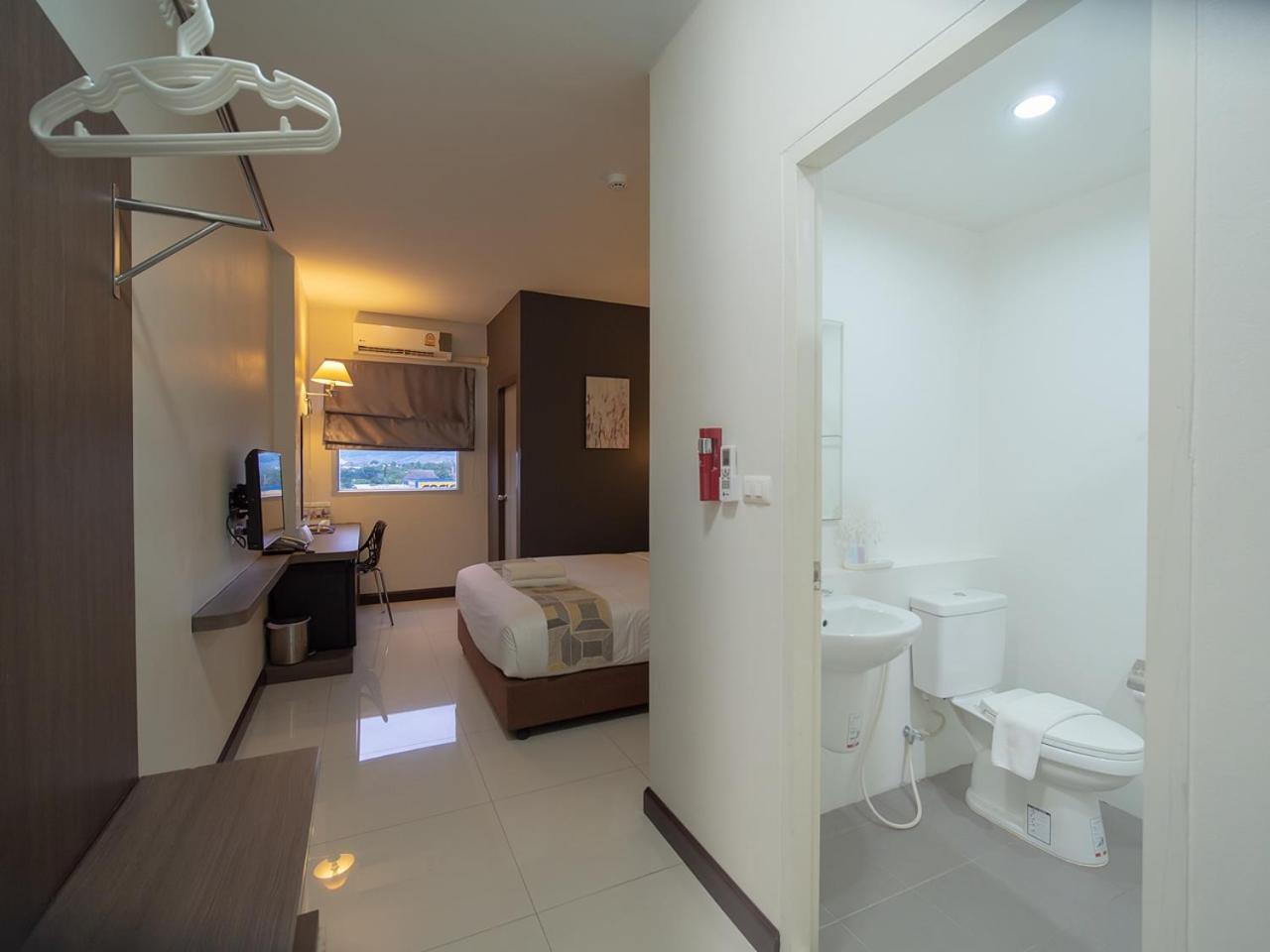 Fortune D Hotel Maesot Mae Сот Екстериор снимка